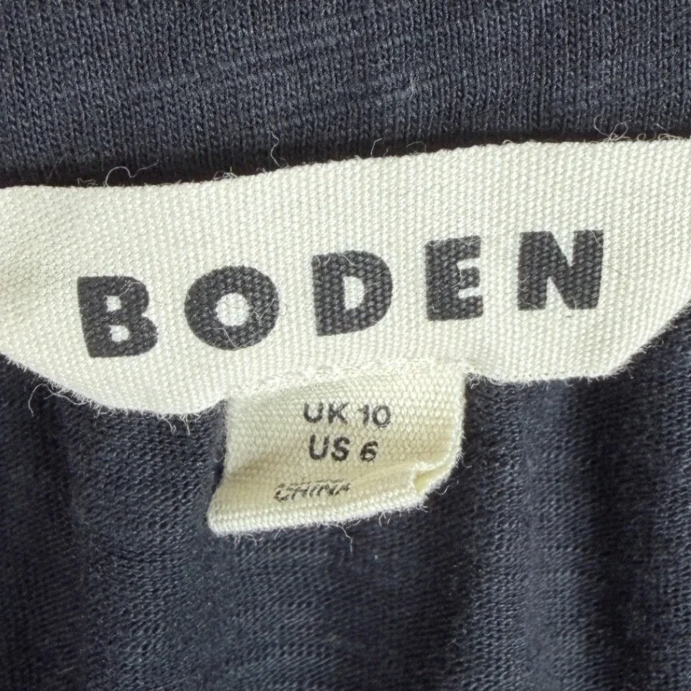 Boden Women's Split Neck Embroidered Puff Sleeve Blouse size 6 Black